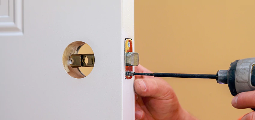 Stuck Door Knobs Repair in Pleasanton, CA